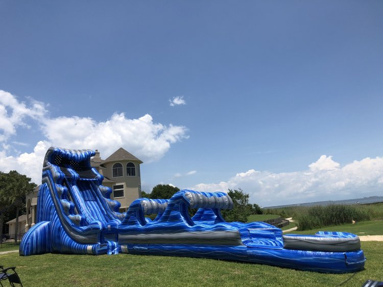 22ft Riptide Mega Slide